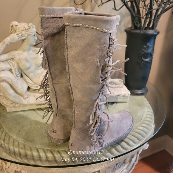 UGG Mammoth Moccasin Womens Gray Water Resistant Suede Tall Fringe Boots #761 - Picture 7 of 15